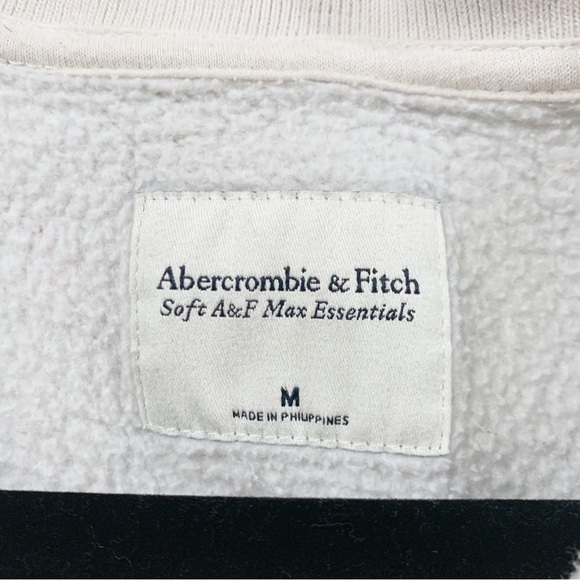 Abercrombie & Fitch Soft A&F Max Essentials Sweatshirt - Picture 5 of 8